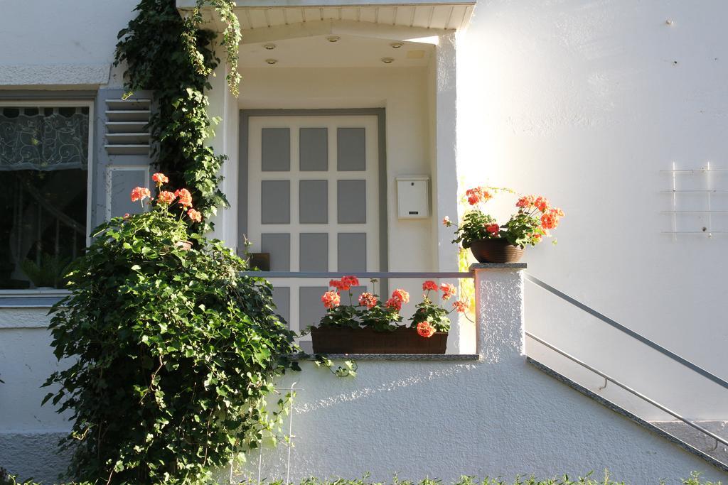 Romantic-Pension Albrecht - Since 1901 Хоэншвангау Экстерьер фото